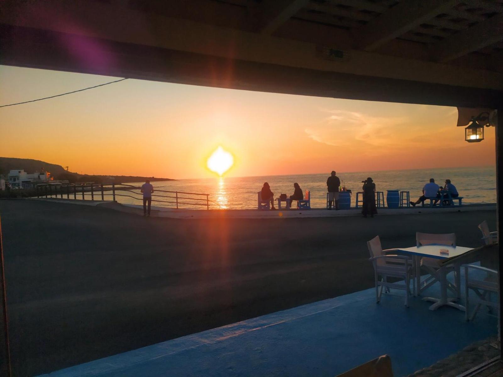 Meltemi Beach Apartments มิลาโตส ภายนอก รูปภาพ