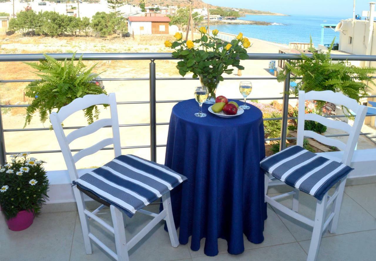 Meltemi Beach Apartments มิลาโตส ภายนอก รูปภาพ